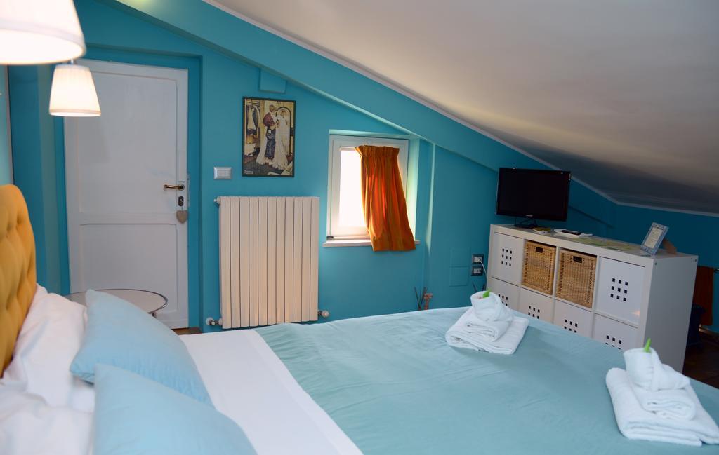 B&B Aurora Domus D'A-Mare Песаро Екстериор снимка